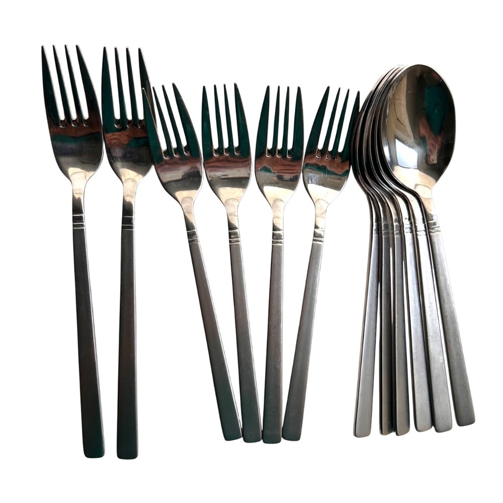 12 pc Oneida 18/10 MCM Style Flatware Indonesia